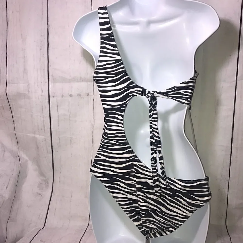 Fashion Nova zebra print